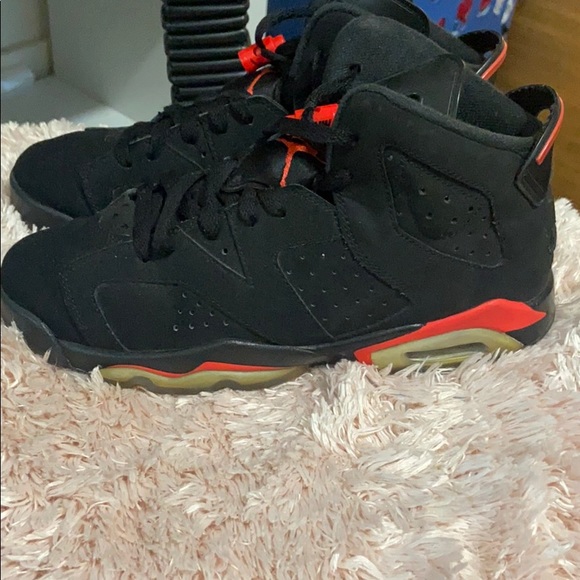 black and orange 6s